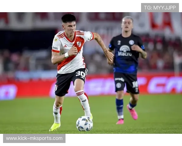 南美足球实力再升级:新星崛起引领未来发展方向 南美足球实力再升级:新星崛起引领未来发展方向